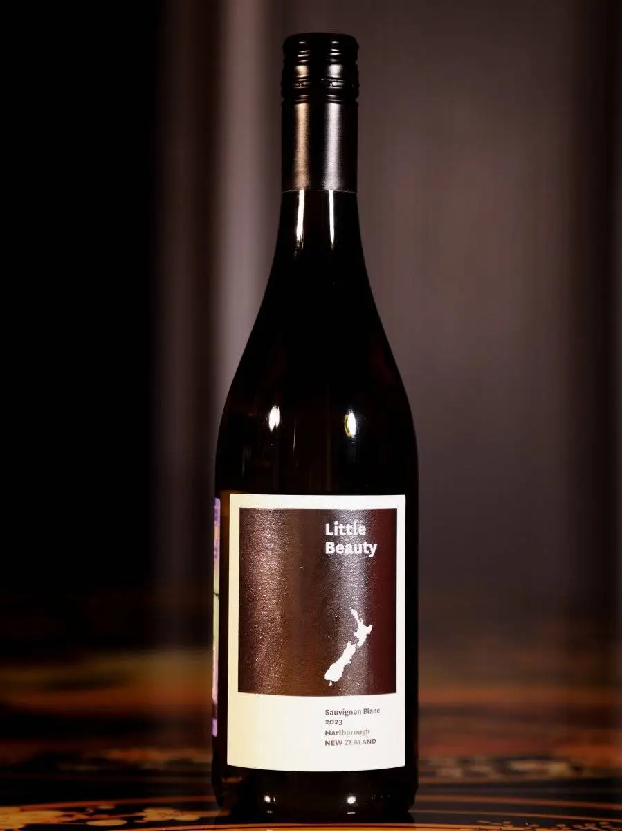 Вино Little Beauty Sauvignon Blanc / Литтл Бьюти Совиньон Блан