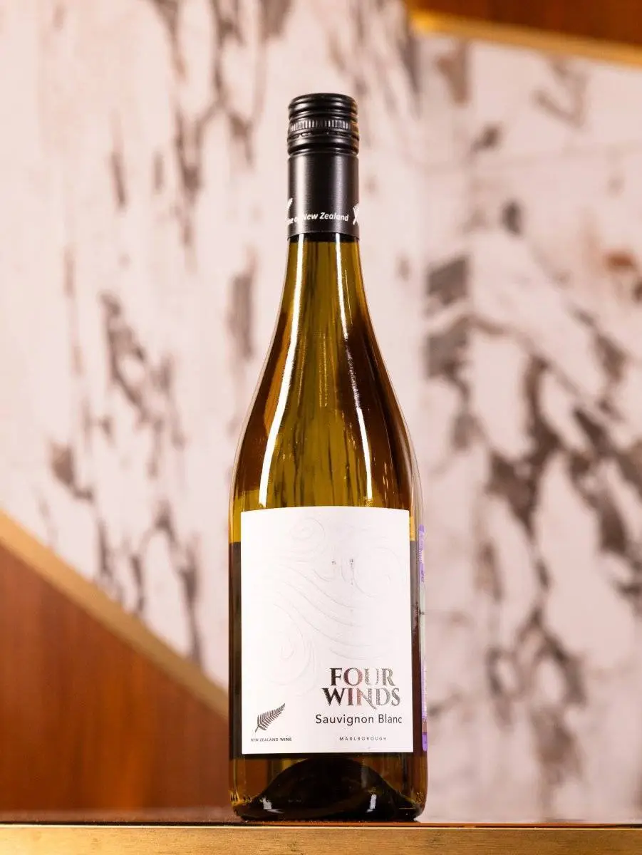Вино Four Winds Sauvignon Blanc Marlborough / Фор Виндс Совиньон Блан Мальборо