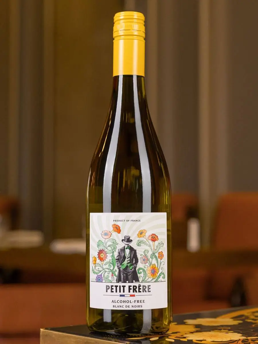 Вино безалкогольное Petit Frere Blanc de Noirs / Пти Фрер Блан де Нуар