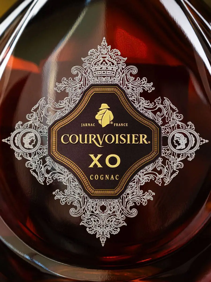 Этикетка Courvoisier XO