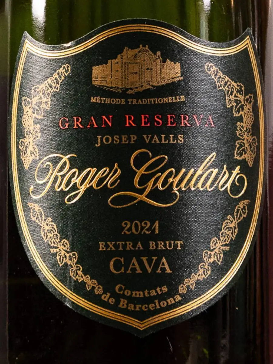 Игристое вино Roger Goulart Gran Reserva Josep Valls Cava Extra Brut / Рожер Гуларт Гран Резерва Жозеп Вальс Кава