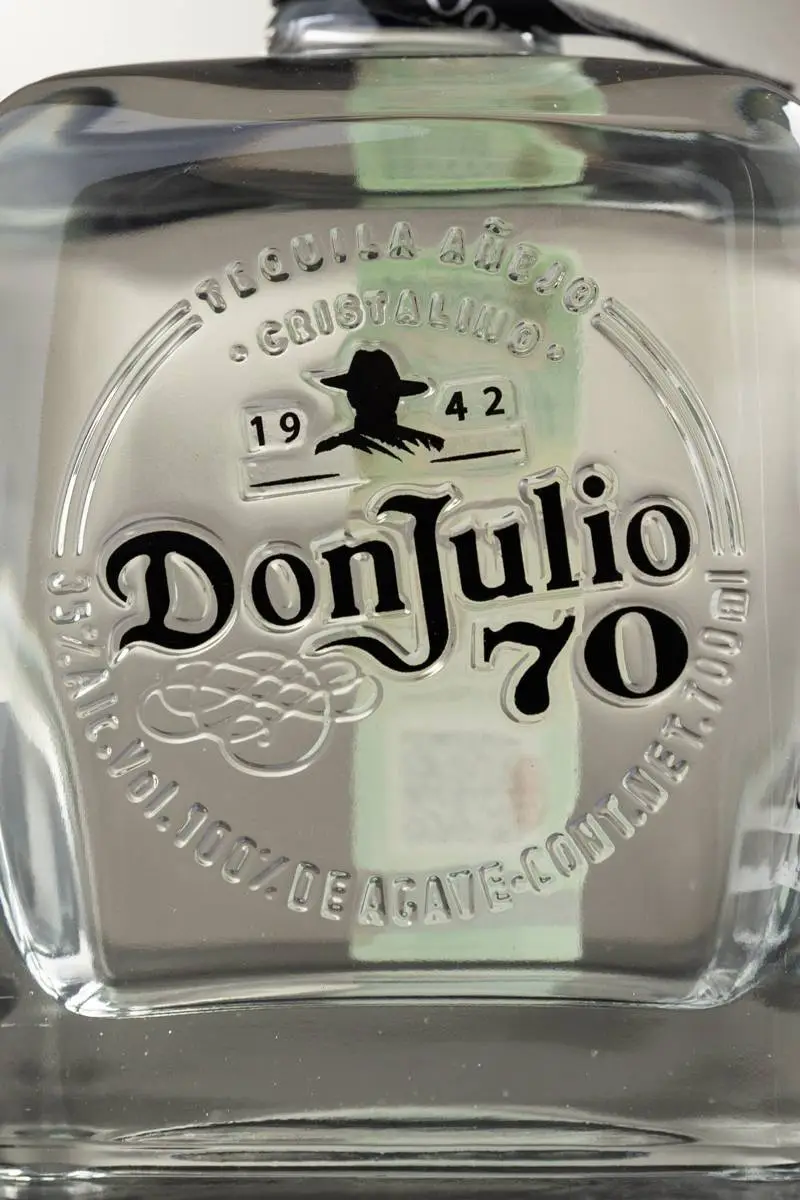 Текила Don Julio 70 Cristalino Anejo / Дон Хулио 70 Кристалино Аньехо