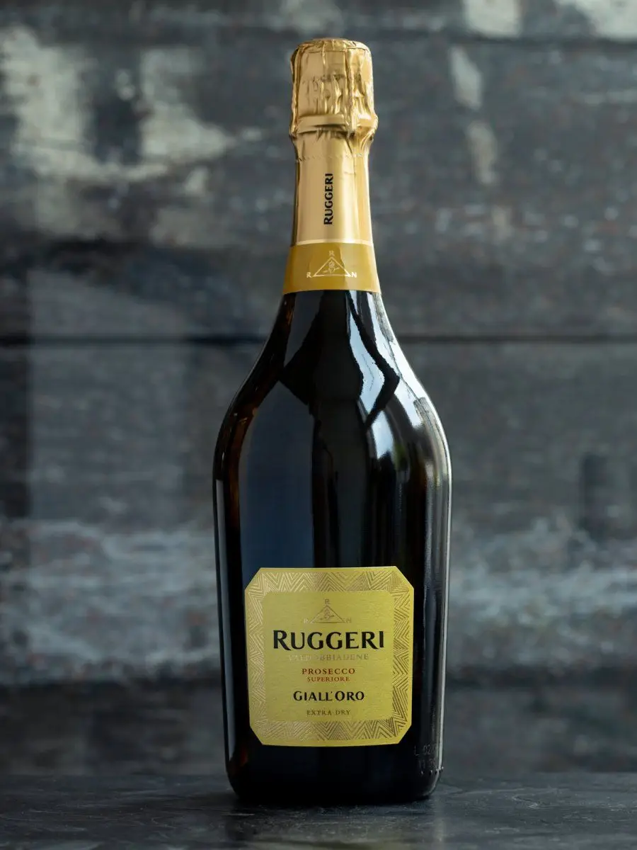 Игристое вино Ruggeri Prosecco Valdobbiadene Giall'Oro / Руджери Просекко Супериоре Вальдоббьядене Джалл`оро