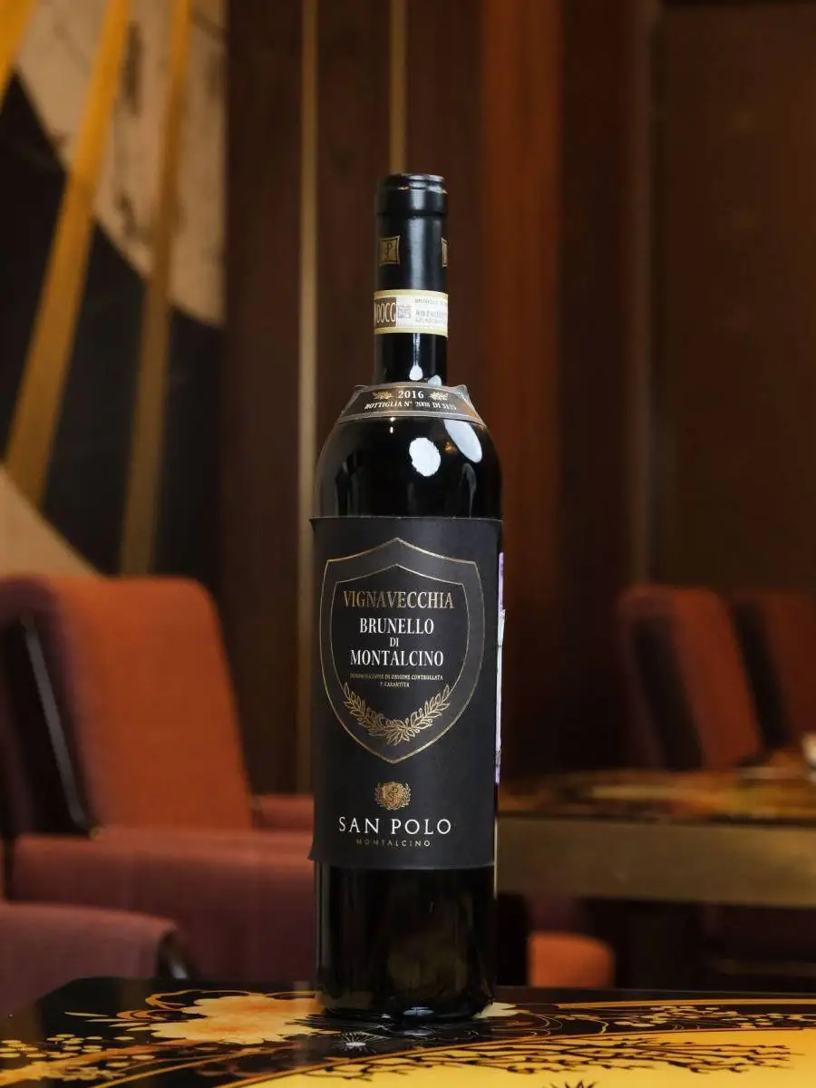 Вино San Polo Brunello di Montalcino Vinavecchia DOCG 2016 / Сан Поло Брунелло ди Монтальчино Виньявеккья