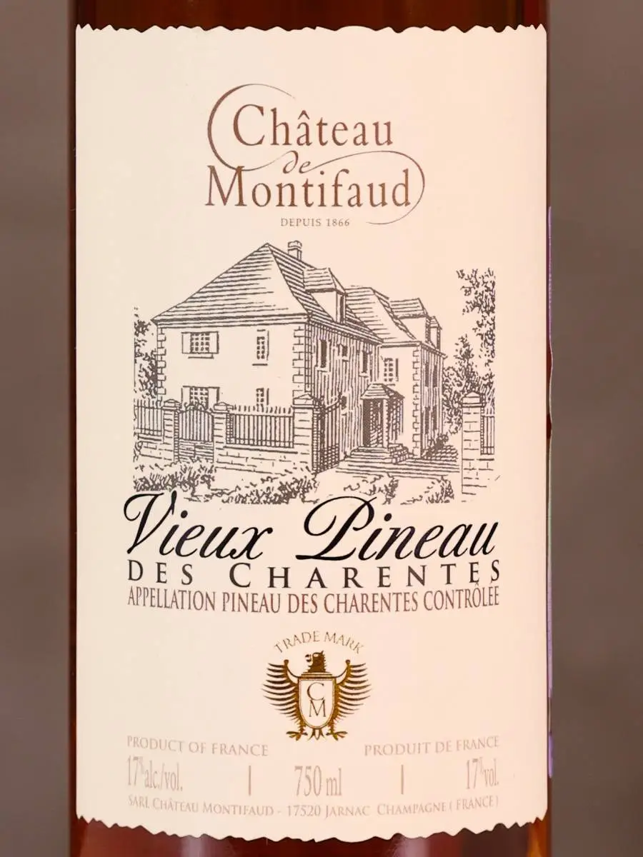 Вино Vieux Pineau des Charentes Blanc / Вье Пино де Шарант. Шато де Монтифо Блан