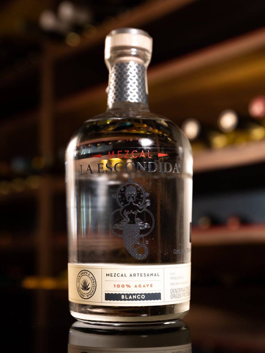 Мескаль Grand Mezcal La Escondida купить в ресторане Остерия Мескаль Grand Mezcal La Escondida / Гранд Мескаль Ла Эскондида