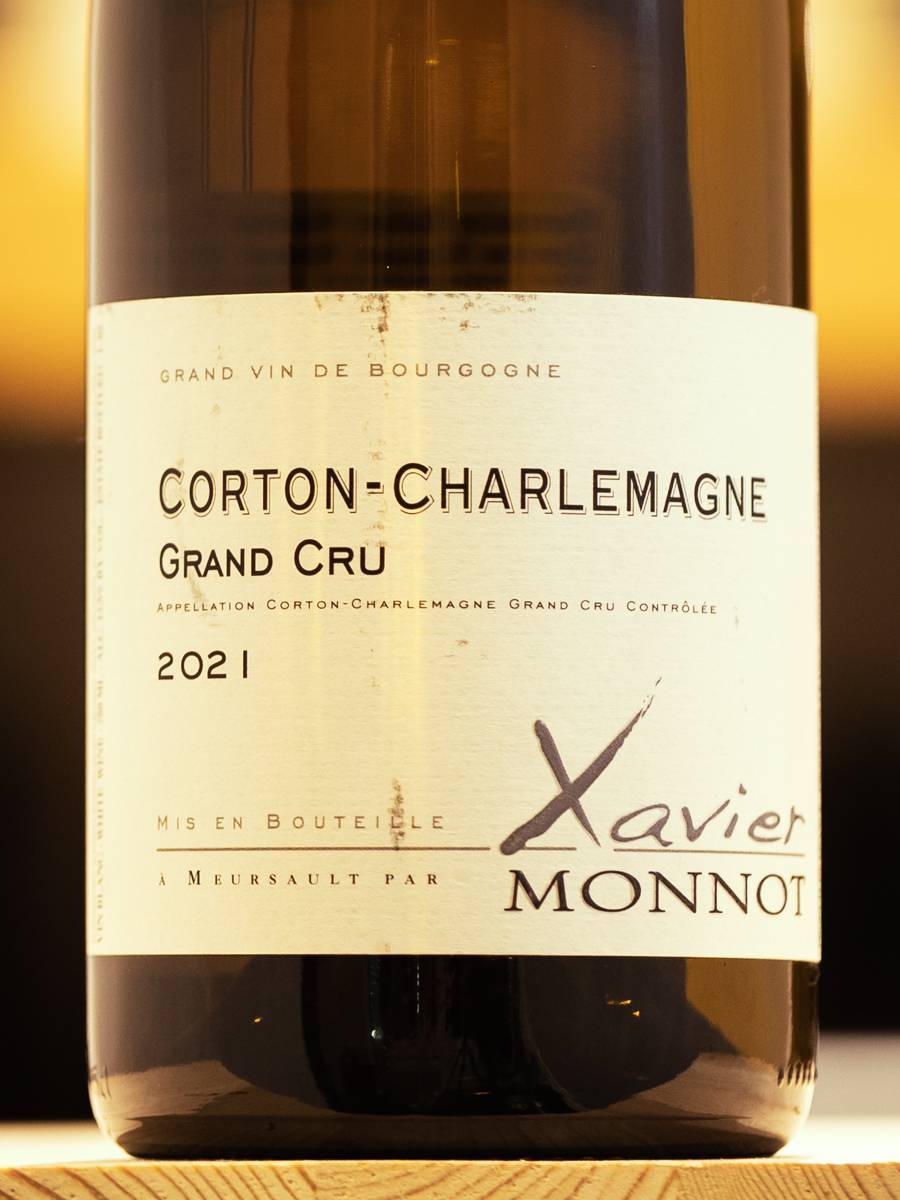 Вино Domaine Xavier Monnot Corton-Charlemagne Grand Cru 2021 купить в винном ресторане Остерия - лучшая цена Вино Domaine Xavier Monnot Corton-Charlemagne Grand Cru 2021 / Домэн Ксавье Монно Кортон-Шарлемань Гран Крю