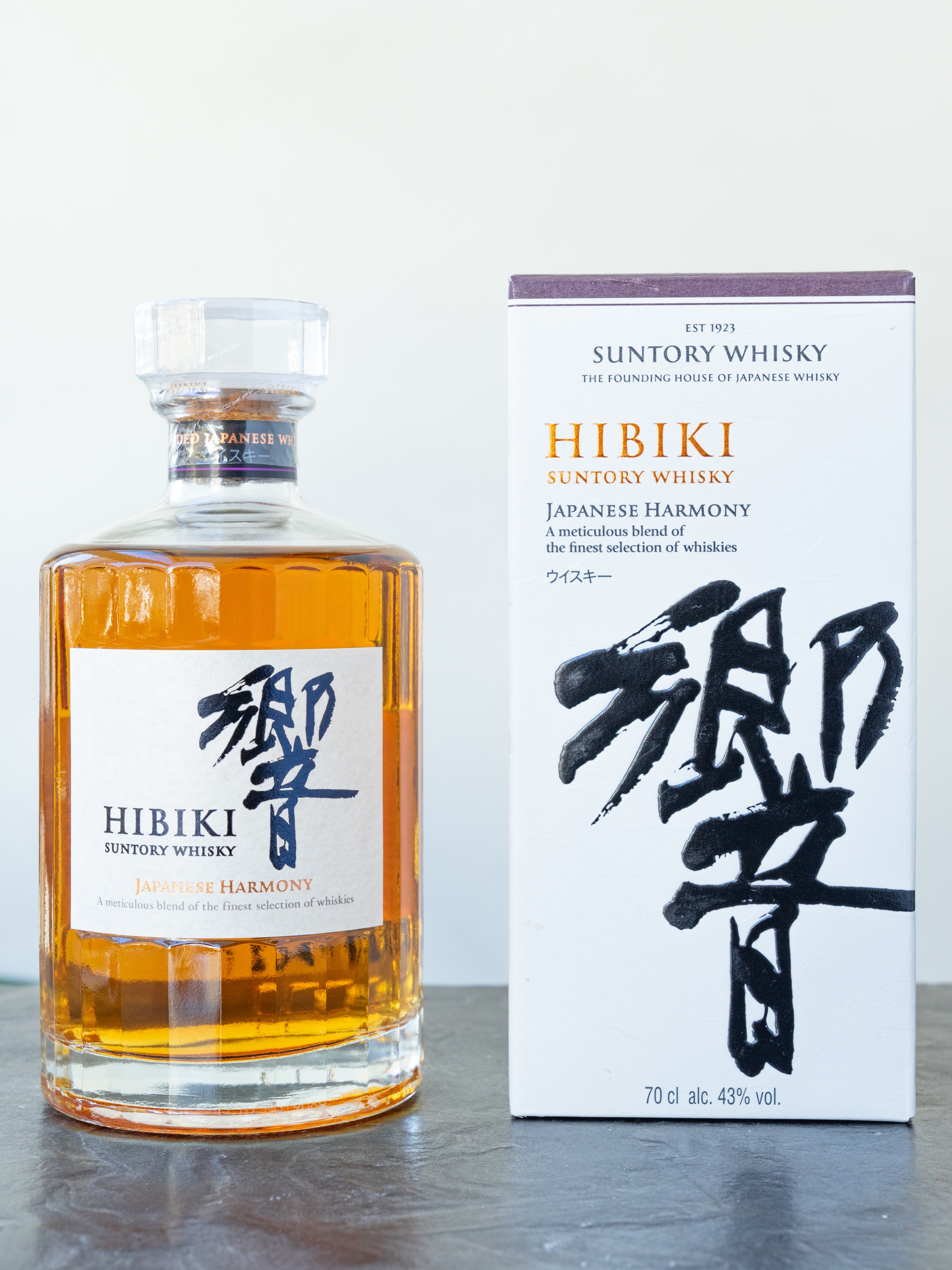 Виски Hibiki Japanese Harmony / Хибики Джапаниз Хармони