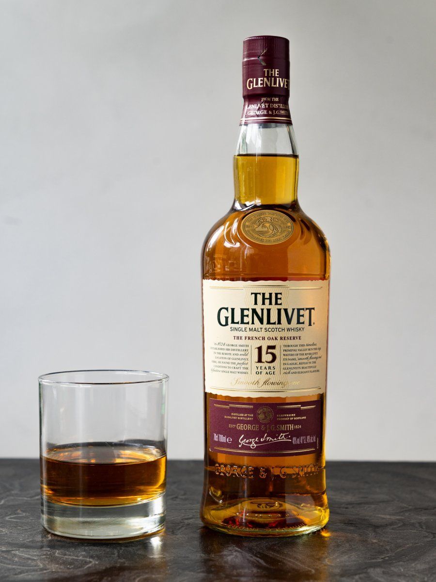 Виски Glenlivet 15 y.o. лучшая цена в ресторане Амичи Виски Glenlivet 15 y.o. / Гленливет 15 лет