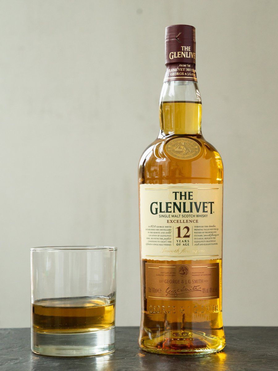 Виски Glenlivet 12 y.o. лучшая цена в ресторане Амичи Виски Glenlivet 12 y.o. / Гленливет 12 лет