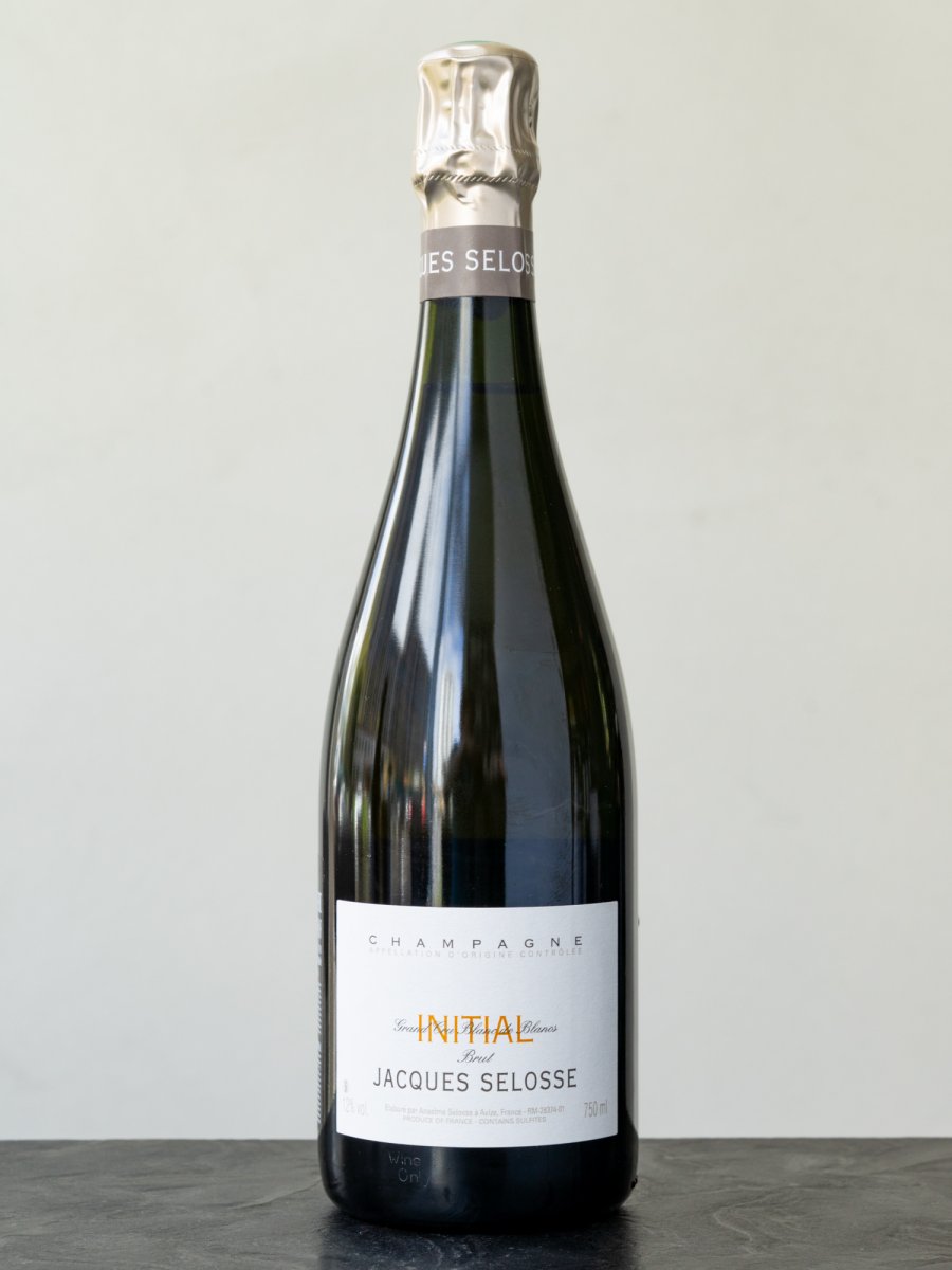 Шампанское Jacques Selosse Initial Grand Cru Blanc de Blancs Brut купить в винном ресторане Остерия - лучшая цена Шампанское Jacques Selosse Initial Grand Cru Blanc de Blancs Brut / Жак Селосс Брют Инисьяль