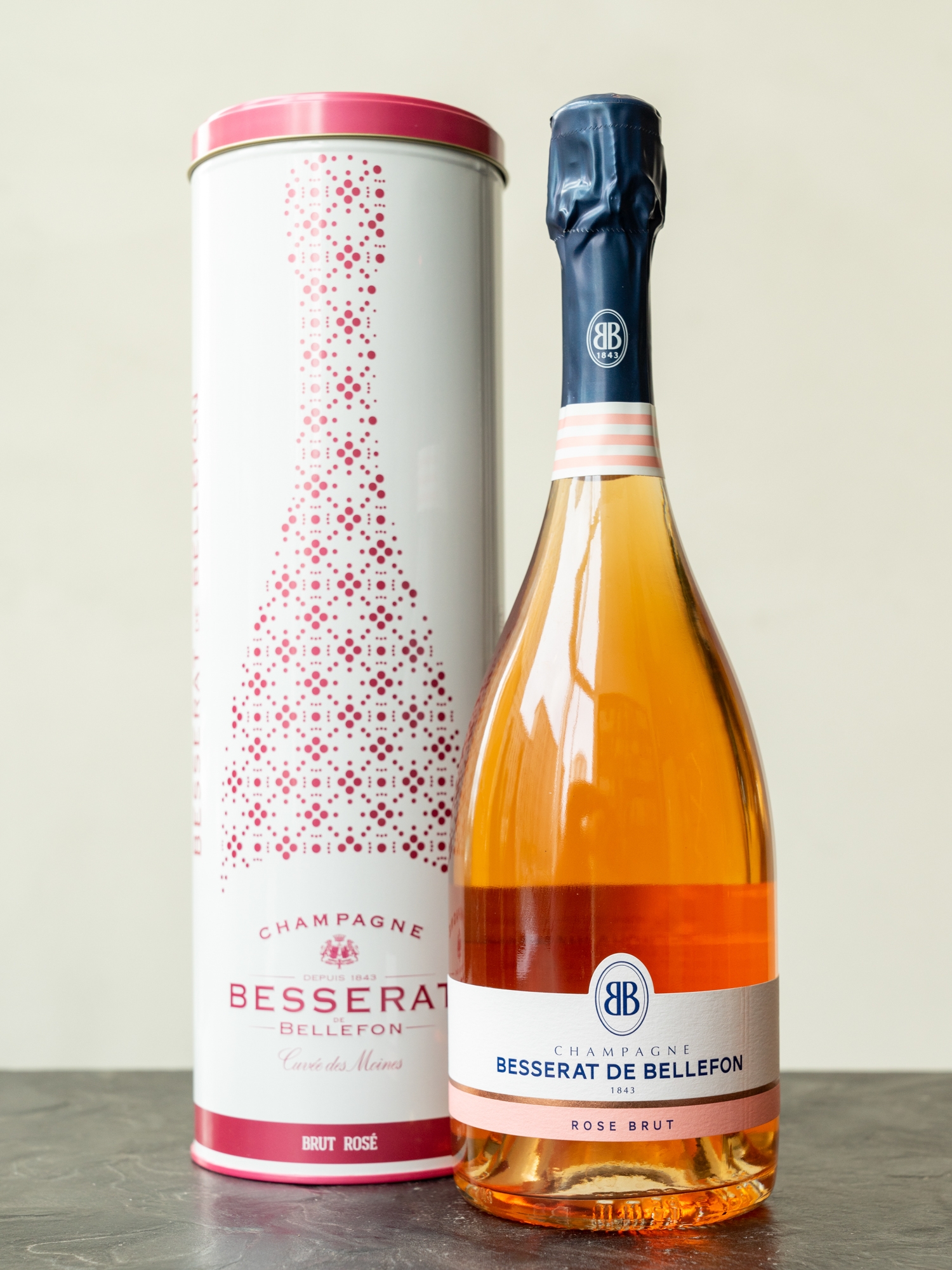 Шампанское Besserat de Bellefon Cuvee des Moines Brut Rose купить в винном ресторане Остерия - лучшая цена Шампанское Besserat de Bellefon Cuvee des Moines Brut Rose / Кюве де Моан Бессера де Бельфон