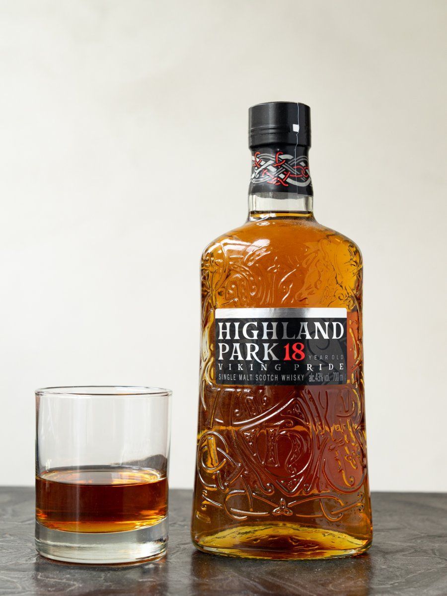 Виски Highland Park Viking Pride 18 y.o. лучшая цена в ресторане Амичи
