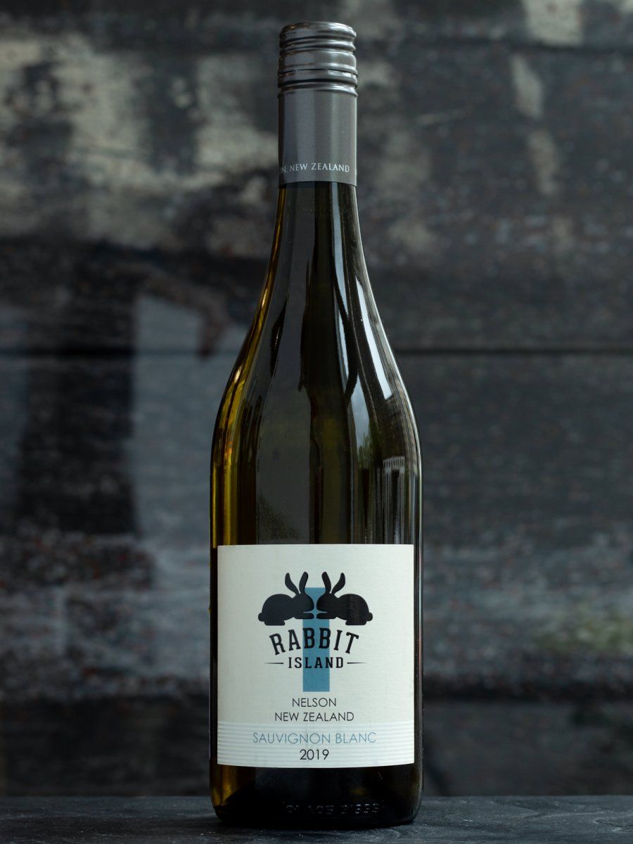 Вино Seifried Rabbit Island Sauvignon Blanc Nelson / Нельсон Раббит Айлэнд Совиньон Блан