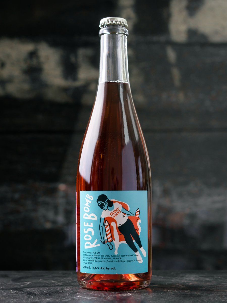 Игристое вино Fanny Adams Rose Bomb купить в ресторане Остерия - лучшая цена Игристое вино Fanny Adams Rose Bomb / Фанни Адамс Розе Бомб