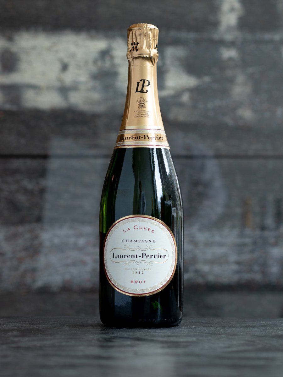 Купить шампанское Laurent-Perrier La Cuvee - лучшая цена и выбор в Остерия Амичи Шампанское Laurent-Perrier La Cuvee / Лоран-Перье Брют Ла Кюве