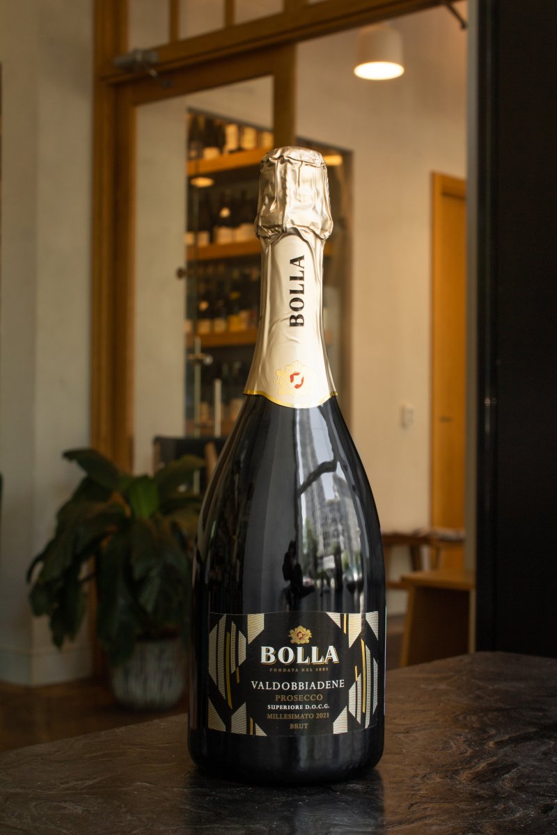 Игристое вино Bolla Prosecco Conegliano Valdobbiadene Superiore / Болла Просекко Конельяно Вальдоббьядене Супериоре