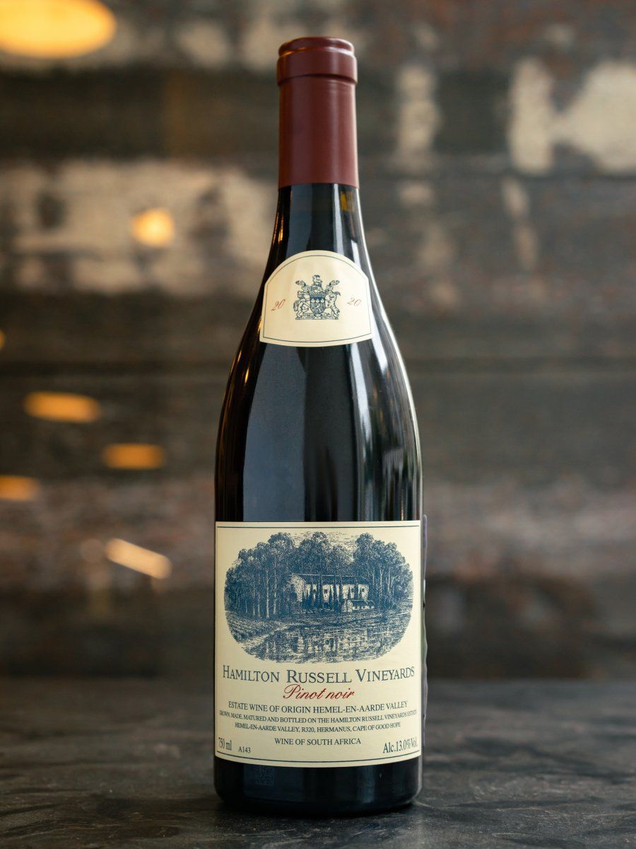 Вино Hamilton Russell Vineyards Hemel-en-Aarde Valley купить в ресторане Остерия - лучшая цена Вино Hamilton Russell Vineyards Hemel-en-Aarde Valley / Гамильтон Рассел Виньярдс