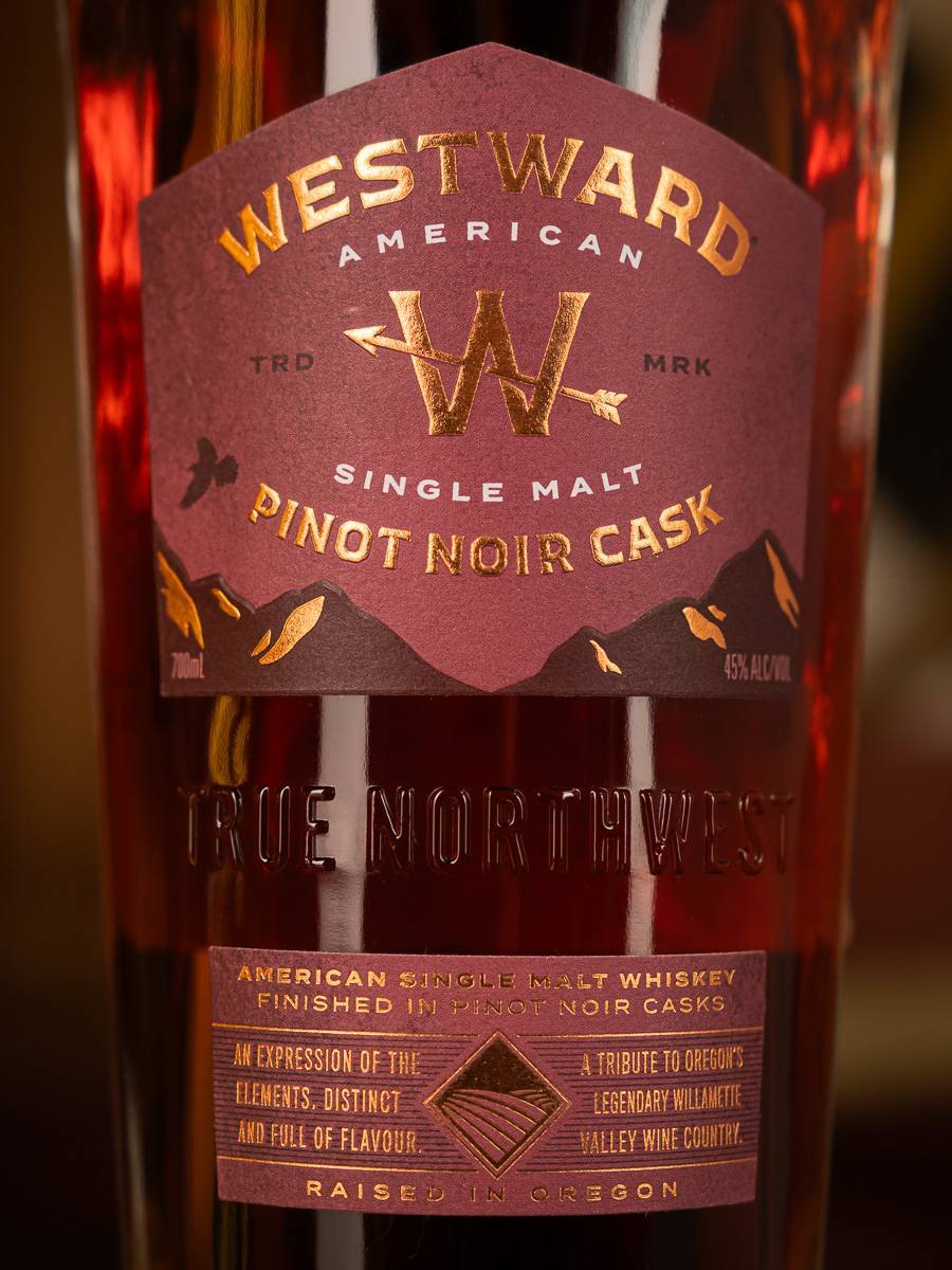 Виски Westward Pinot Noir Cask / Вествард Пино Нуар Каск