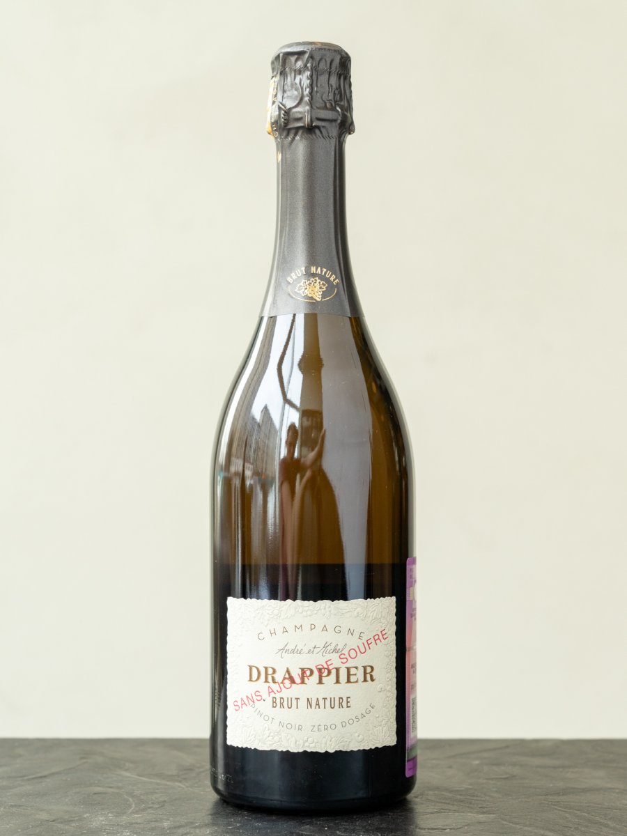 Шампанское Drappier Brut Nature Zero Dosage Sans Soufre купить в винном ресторане Остерия - лучшая цена Шампанское Drappier Brut Nature Zero Dosage Sans Soufre / Брют Натюр Зеро Дозаж Драпье (без серы)