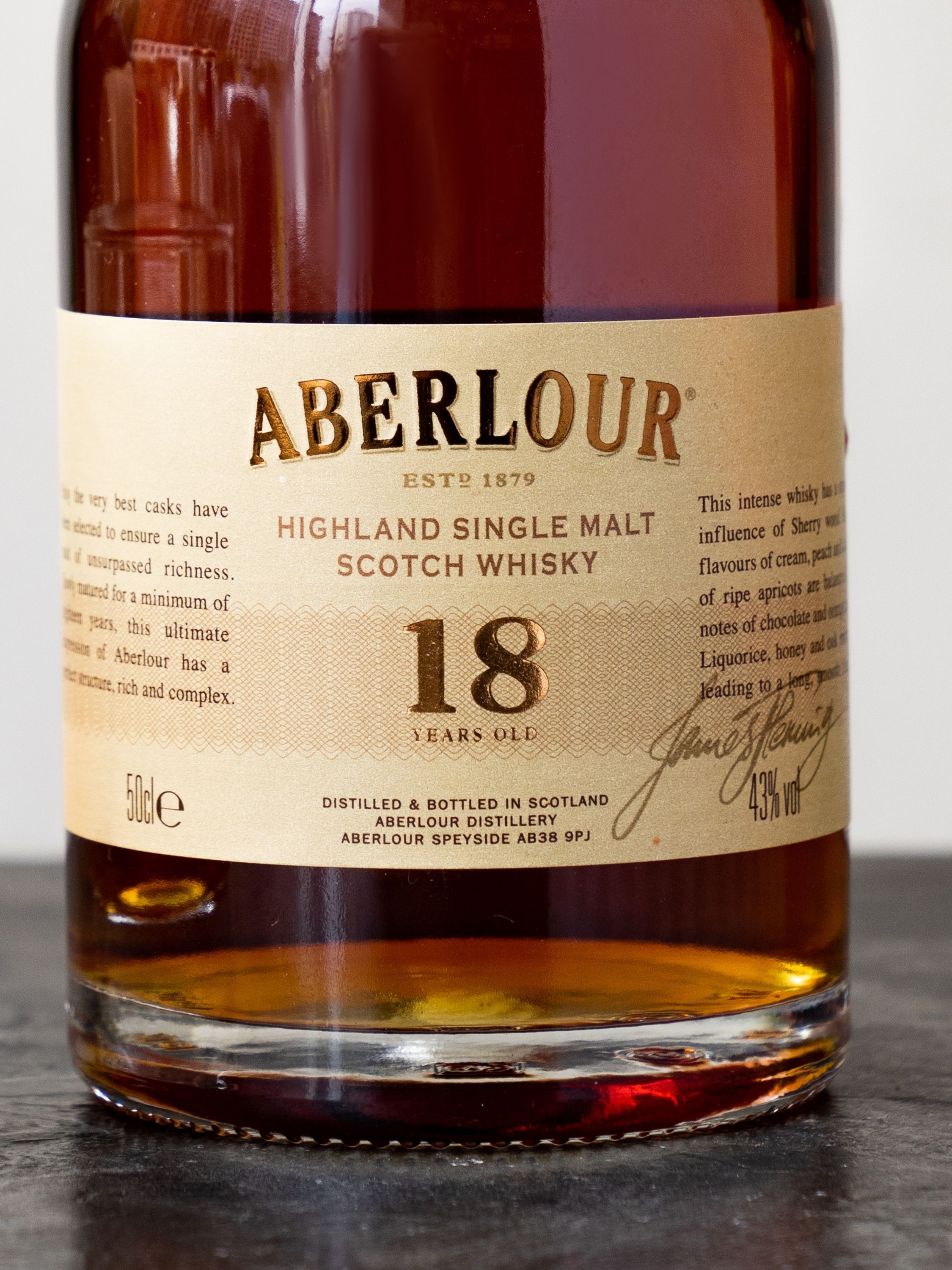 Виски Aberlour 18 Years Old купить в ресторане Остерия - лучшая цена Виски Aberlour 18 Years Old / Аберлауэр 18 лет
