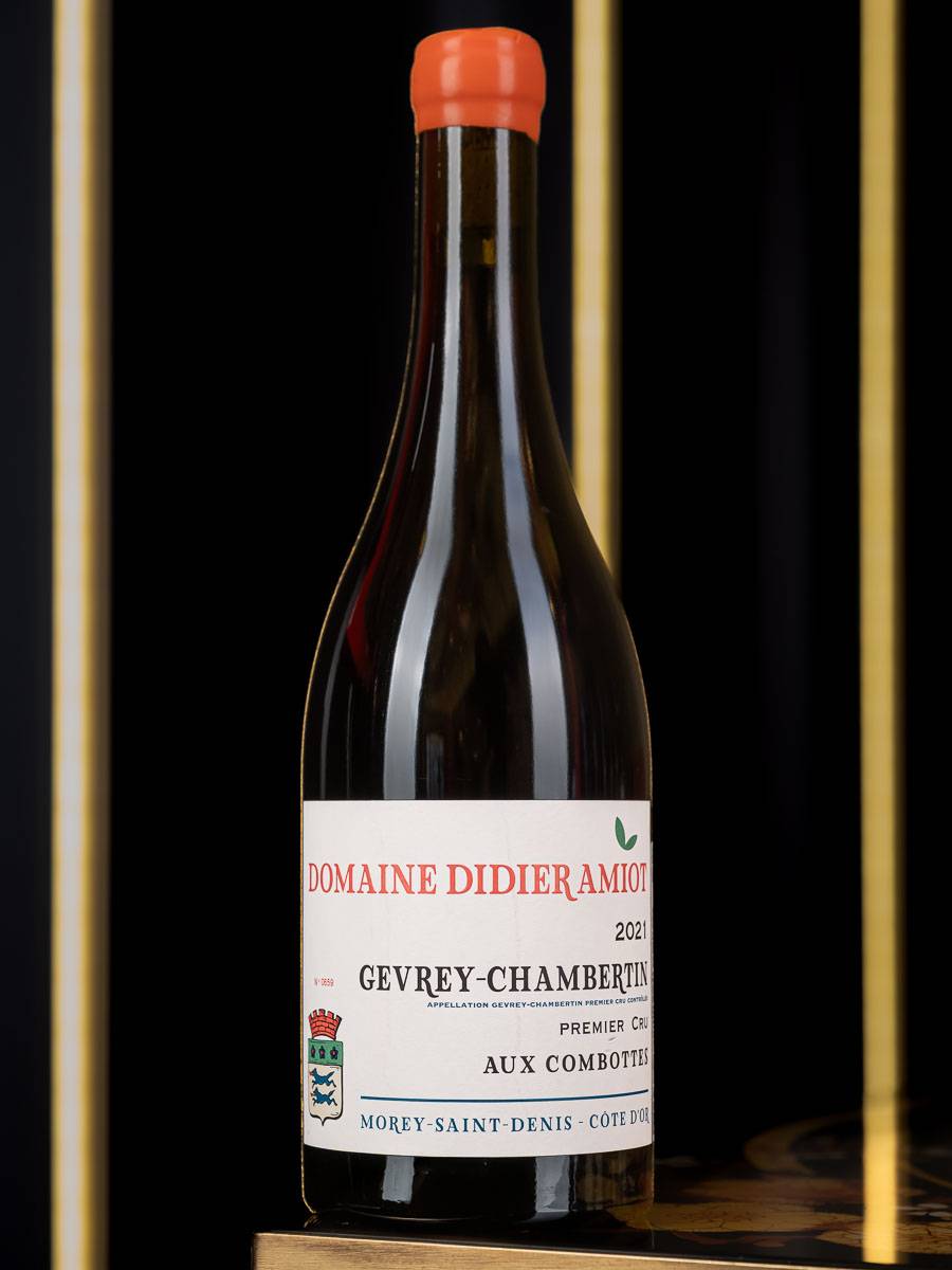 Вино Domaine Didier Amiot Gevrey-Chambertin Premier Cru Aux Combottes AOC 2021 / Жевре-Шамбертен Премье Крю О Комботт