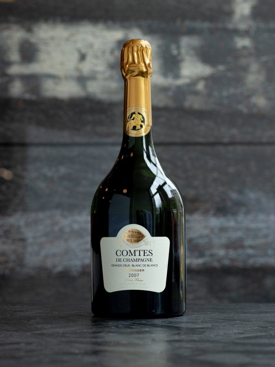 Шампанское Tattinger Comtes Grands Crus Blanc de Blancs / Тэтенжэ Комт де Шампань Гран Крю Блан де Блан