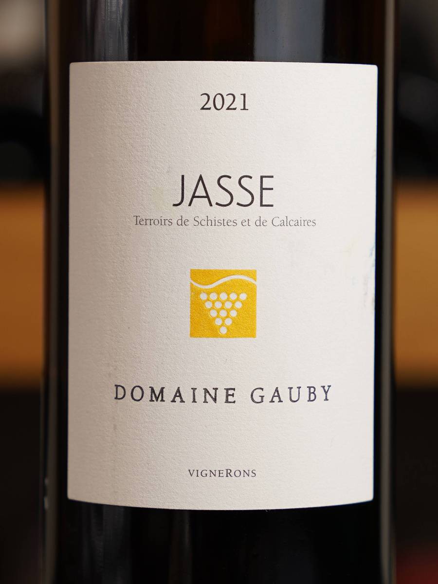 Вино Domaine Gauby Jasse Cotes Catalanes купить в винном ресторане Остерия - лучшая цена Вино Domaine Gauby Jasse Cotes Catalanes / Домэн Габи Жасс Кот Каталан