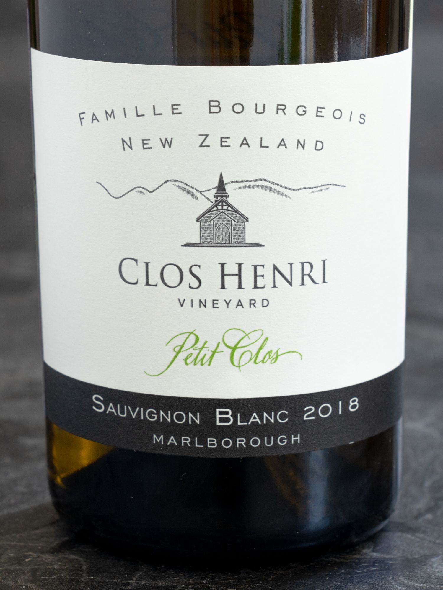 Вино Petit Clos Sauvignon Blanc Marlborough / Пти Кло Совиньон Блан Мальборо