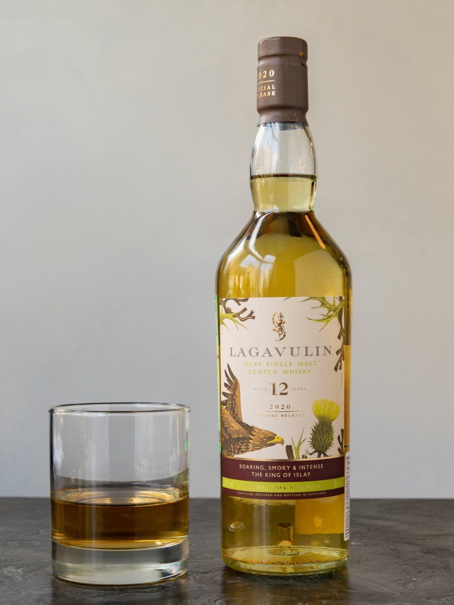 Виски Lagavulin 12 years купить в ресторане Остерия - лучшая цена Виски Lagavulin 12 years / Лагавулин 12 лет