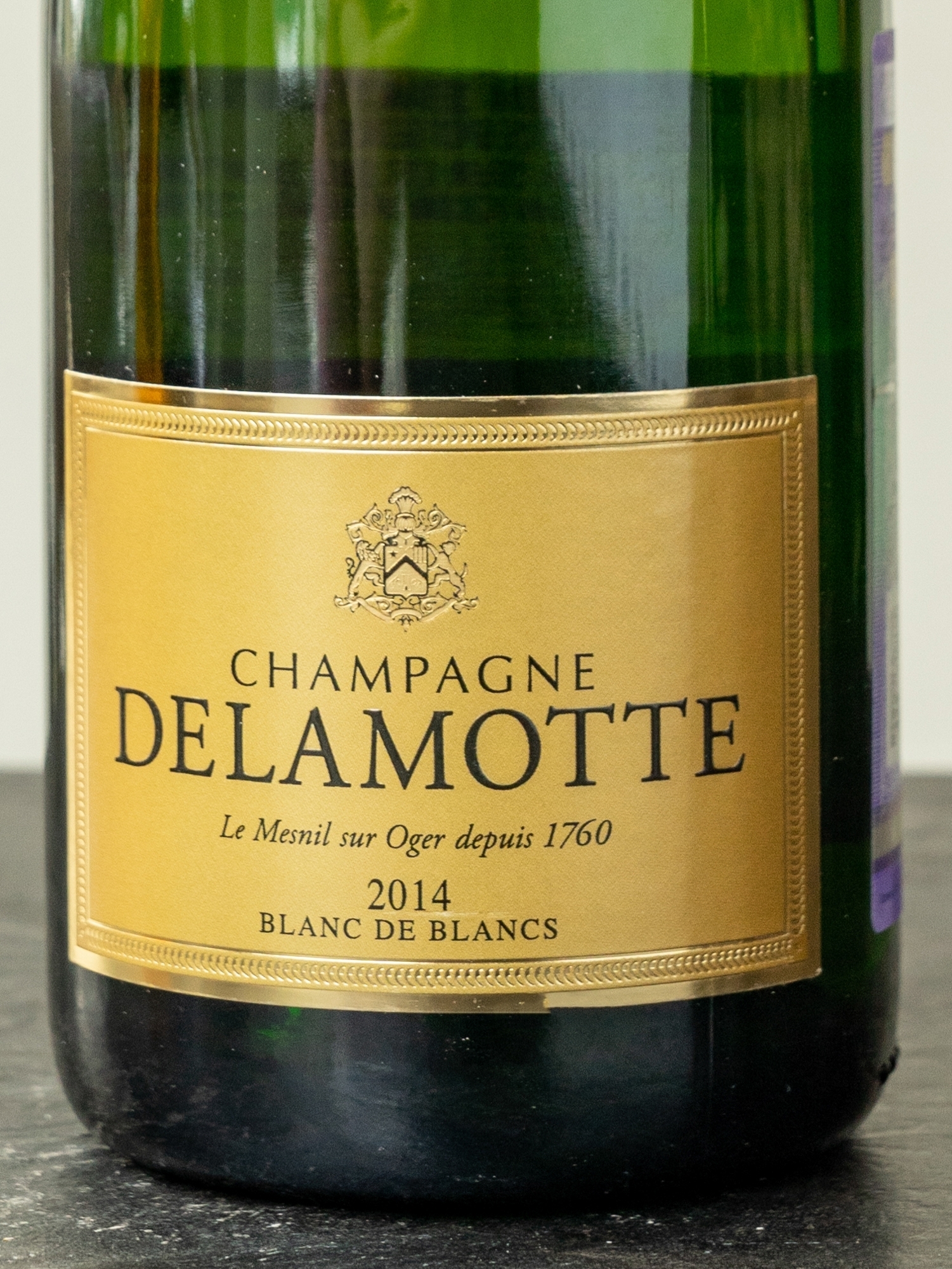 Шампанское Delamotte Brut Blanc de Blancs 2014 купить в винном ресторане Остерия - лучшая цена Шампанское Delamotte Brut Blanc de Blancs 2014 / Деламотт Шампань Блан де Блан 2014
