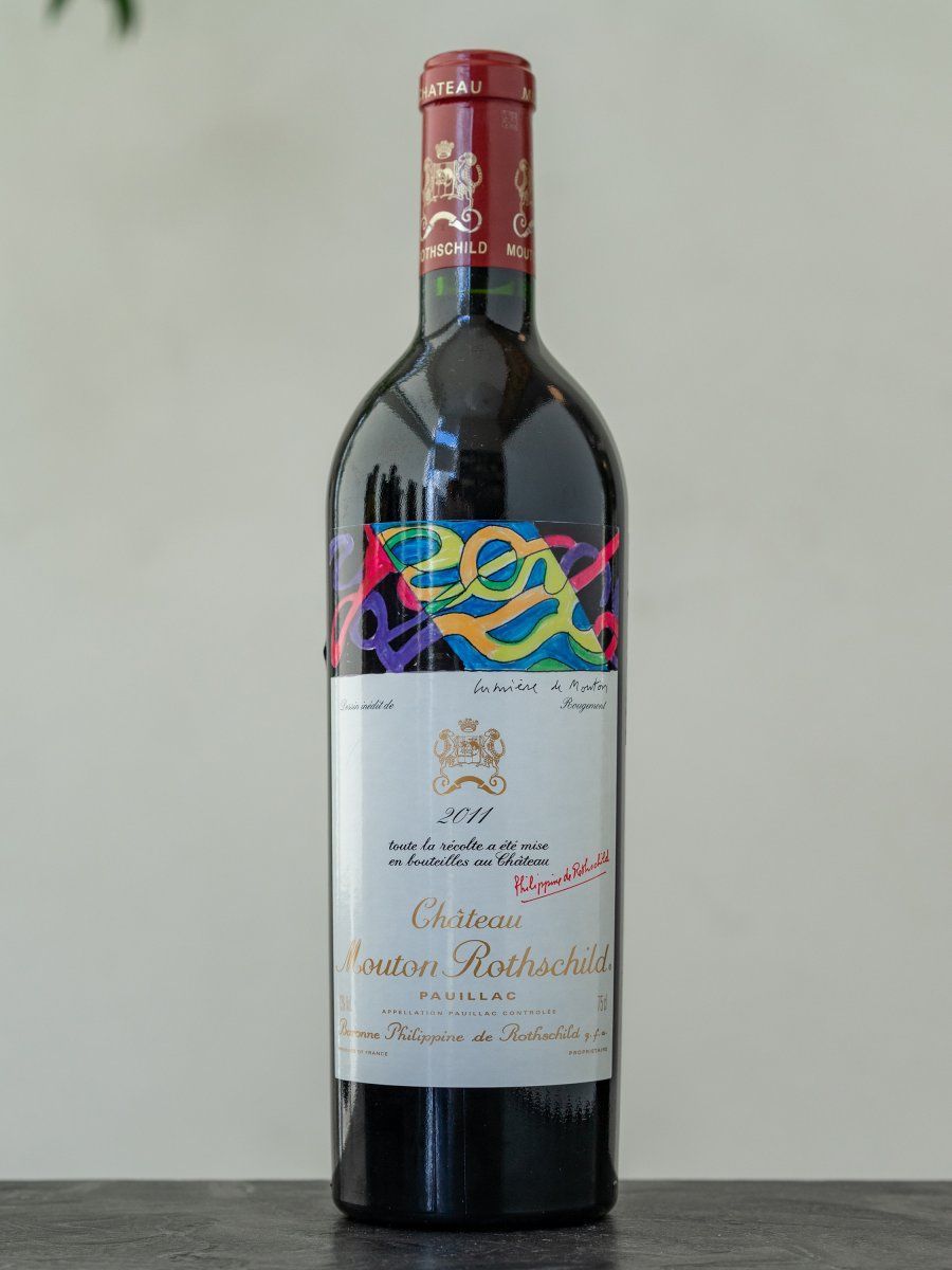 Купить вино Chateau Mouton Rothschild Pauillac Premier Grand Cru Classe 2011 в винном ресторане Остерия цена Вино Chateau Mouton Rothschild Pauillac Premier Grand Cru Classe 2011 / Шато Мутон Ротшильд Премье Гран Крю 2011