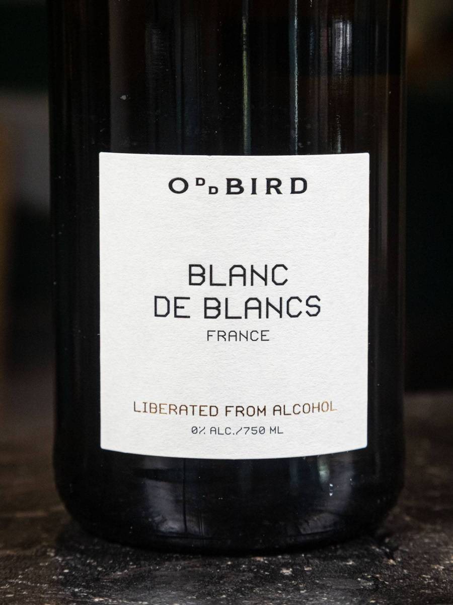 Игристое вино Oddbird Blanc de Blancs No Alcohol купить в винном ресторане Остерия - лучшая цена Игристое вино Oddbird Blanc de Blancs No Alcohol / Оддбёрд Блан де Блан Безалкогольное