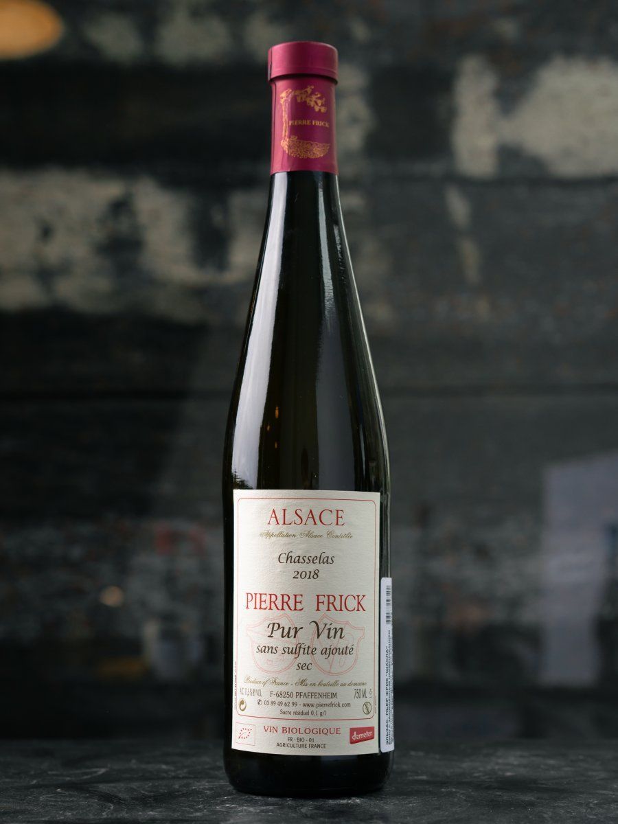 Вино Pierre Frick Chasselas Alsace купить в ресторане Остерия - лучшая цена Вино Pierre Frick Chasselas Alsace / Пьер Фрик Шасла