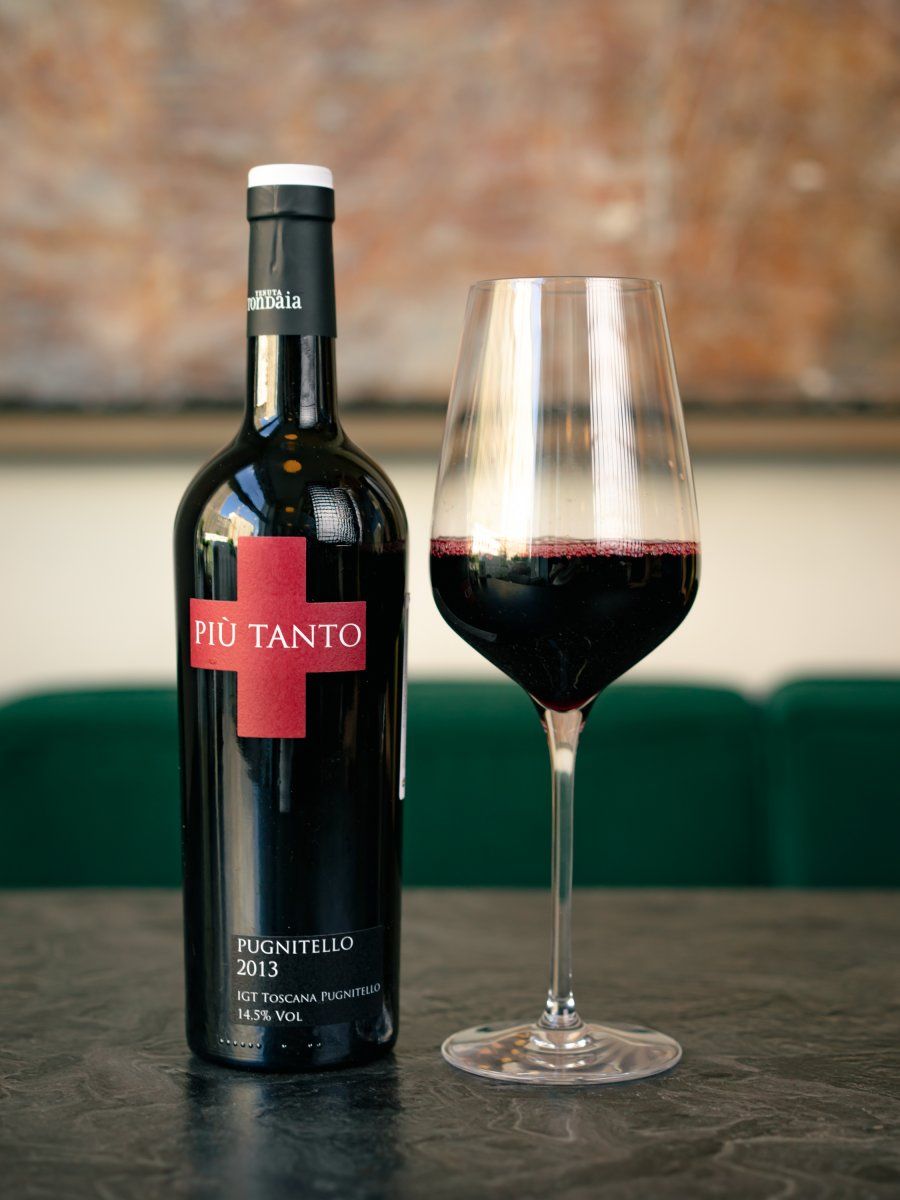 Купить вино Piu Tanto Pugnitello Toscana в винном ресторане Остерия цена Вино Piu Tanto Pugnitello Toscana / Пью Танто Пунителло Тоскана