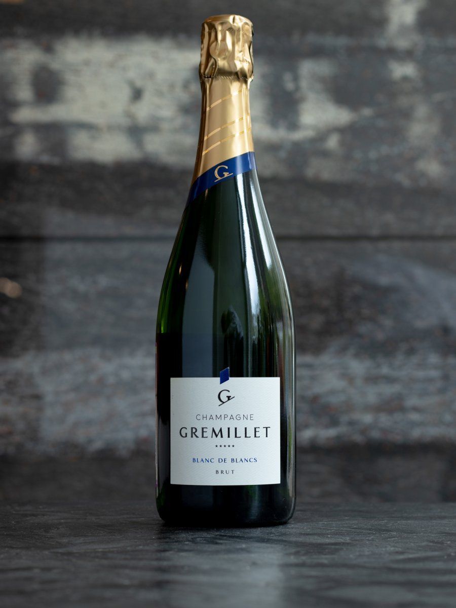 Купить шампанское Champagne Gremillet Blanc de Blancs Brut- лучшая цена и выбор в Остерия Амичи Шампанское Champagne Gremillet Blanc de Blancs Brut / Шампань Гремийе Блан де Блан Брют