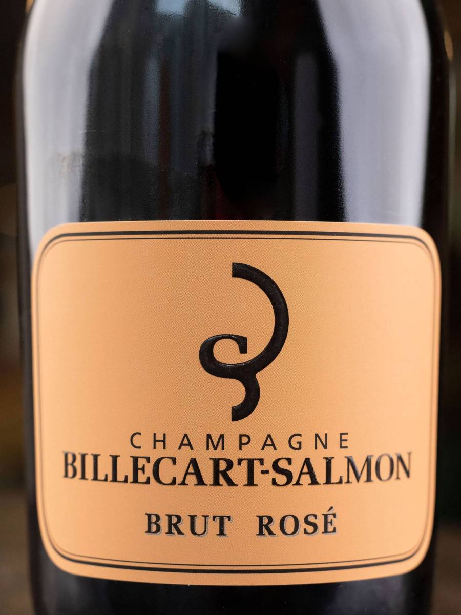 Шампанское Champagne Billecart-Salmon Brut Rose купить в винном ресторане Остерия - лучшая цена Шампанское Champagne Billecart-Salmon Brut Rose / Шампанское Билькар-Сальмон Розе Брют