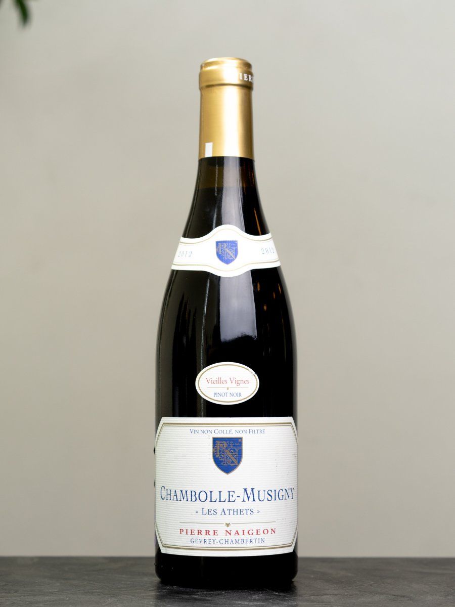 Вино Pierre Naigeon Chambolle-Musigny Les Athets Vieilles Vignes 2012 купить в ресторане Остерия - лучшая цена Вино Pierre Naigeon Chambolle-Musigny Les Athets Vieilles Vignes / Пьер Нежон Шамболь-Мюзиньи Лез Атэ Вьей Винь