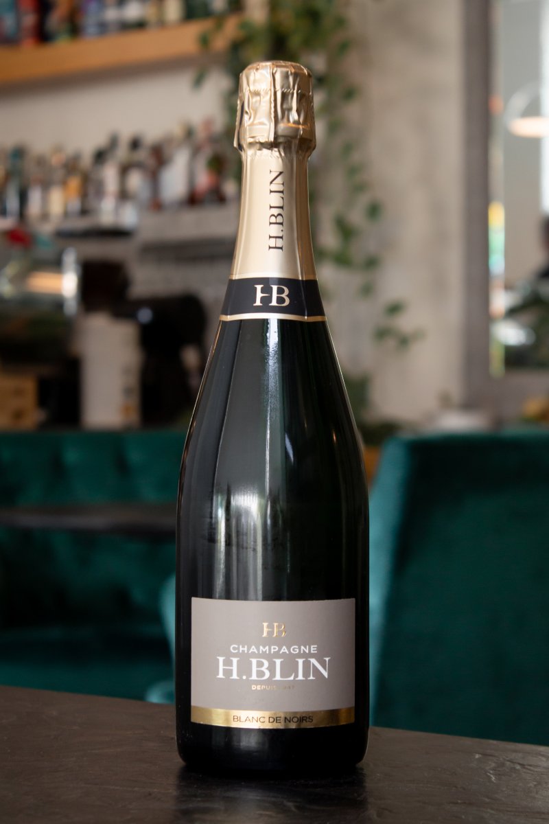 Шампанское Champagne H. Blin Blanc de Noirs Brut купить в винном ресторане Остерия - лучшая цена Шампанское Champagne H. Blin Blanc de Noirs Brut / Шампань А. Блин Блан де Нуар Брют