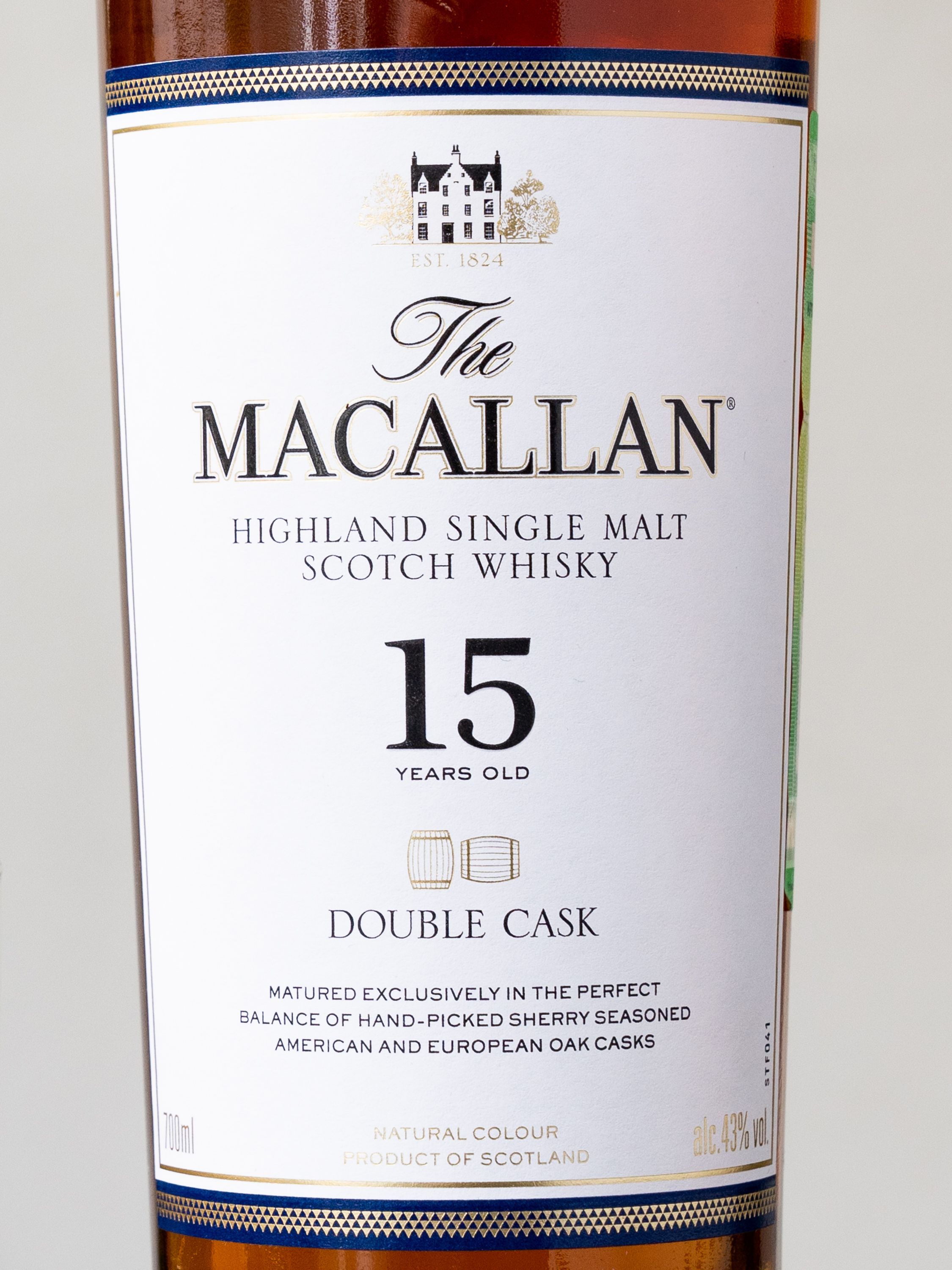 Виски Macallan Double Cask 15 y.o. лучшая цена в ресторане Остерия Амичи Виски Macallan Double Cask 15 y.o. / Макаллан Дабл Каск 15 лет