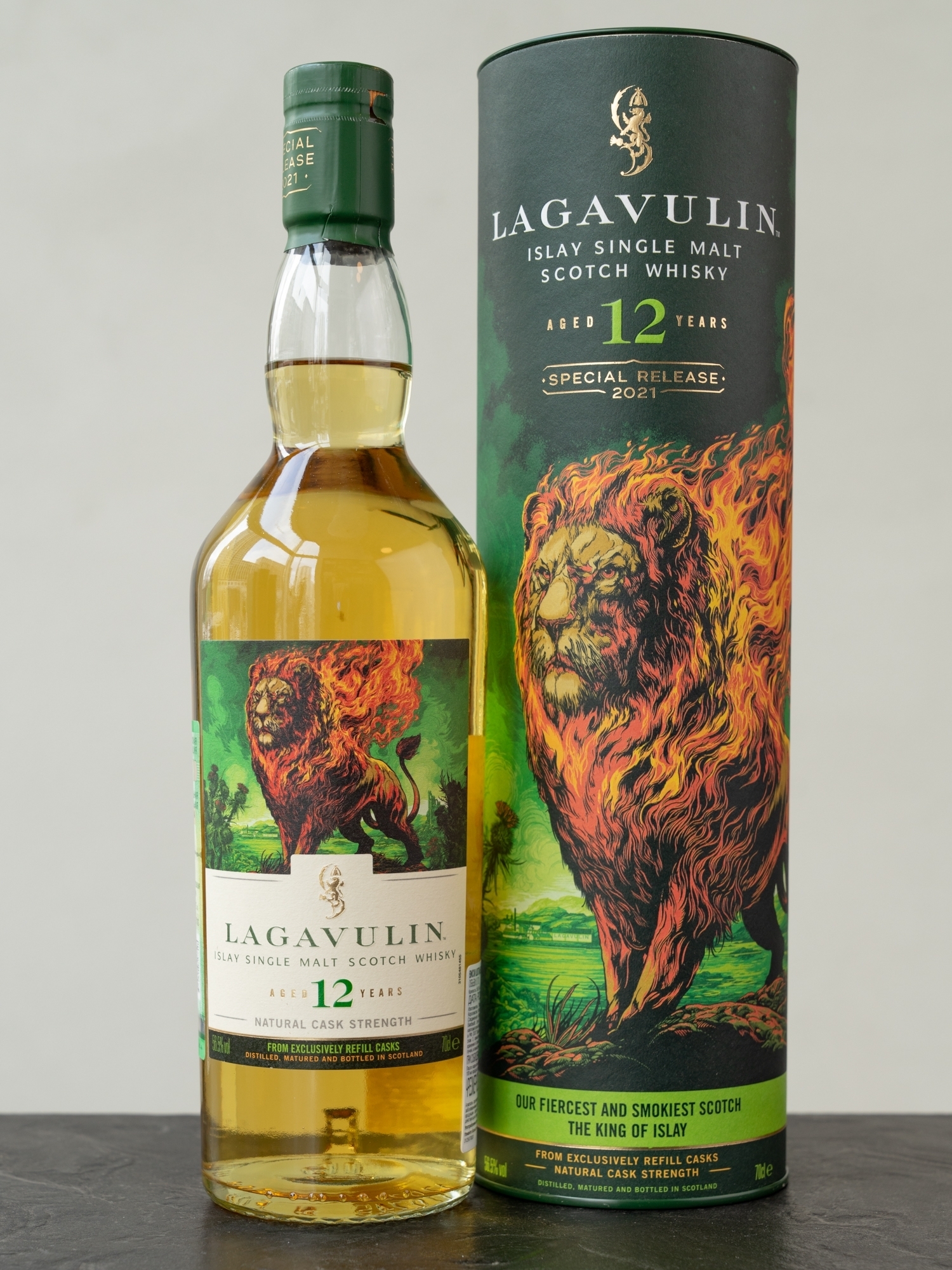 Виски Lagavulin 12 Years Old Special Release купить в ресторане Остерия - лучшая цена Виски Lagavulin 12 Years Old Special Release / Лагавулин 12 лет Спешиал Релиз