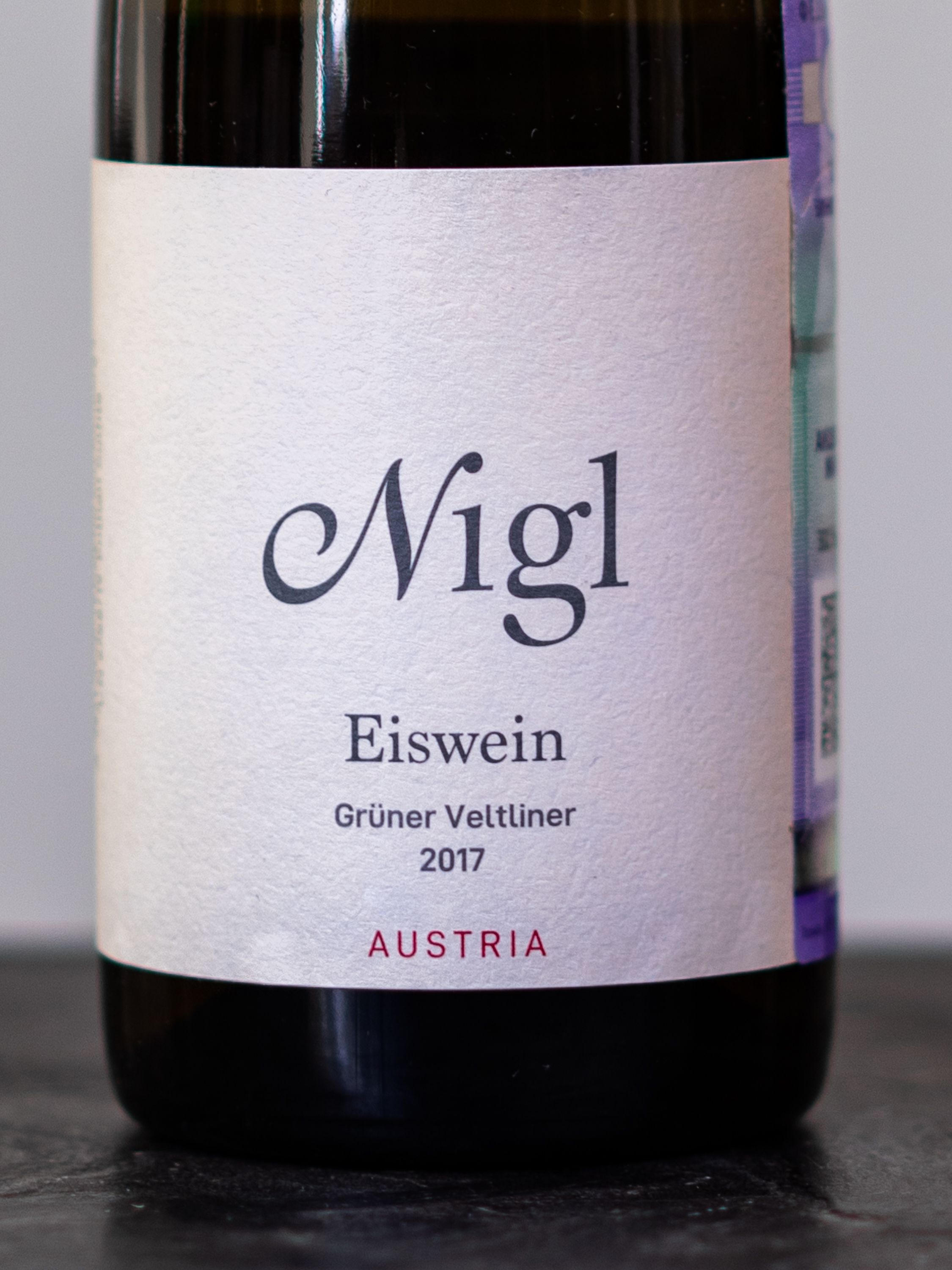 Купить вино Nigl Gruner Veltliner Eiswein в винном ресторане Остерия цена Вино Nigl Gruner Veltliner Eiswein / Нигль Грюнер Вельтлинер Айсвайн