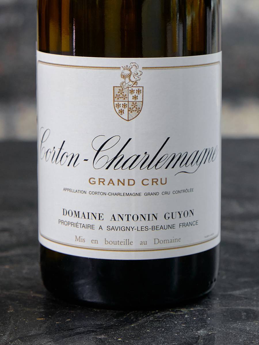 Вино Corton Charlemagne Gran Cru Domaine Antonin Guyon 2018 купить в винном ресторане Остерия - лучшая цена Вино Corton Charlemagne Gran Cru Domaine Antonin Guyon 2018 / Кортон-Шарлемань Гран Крю Домен Антонен Гийон