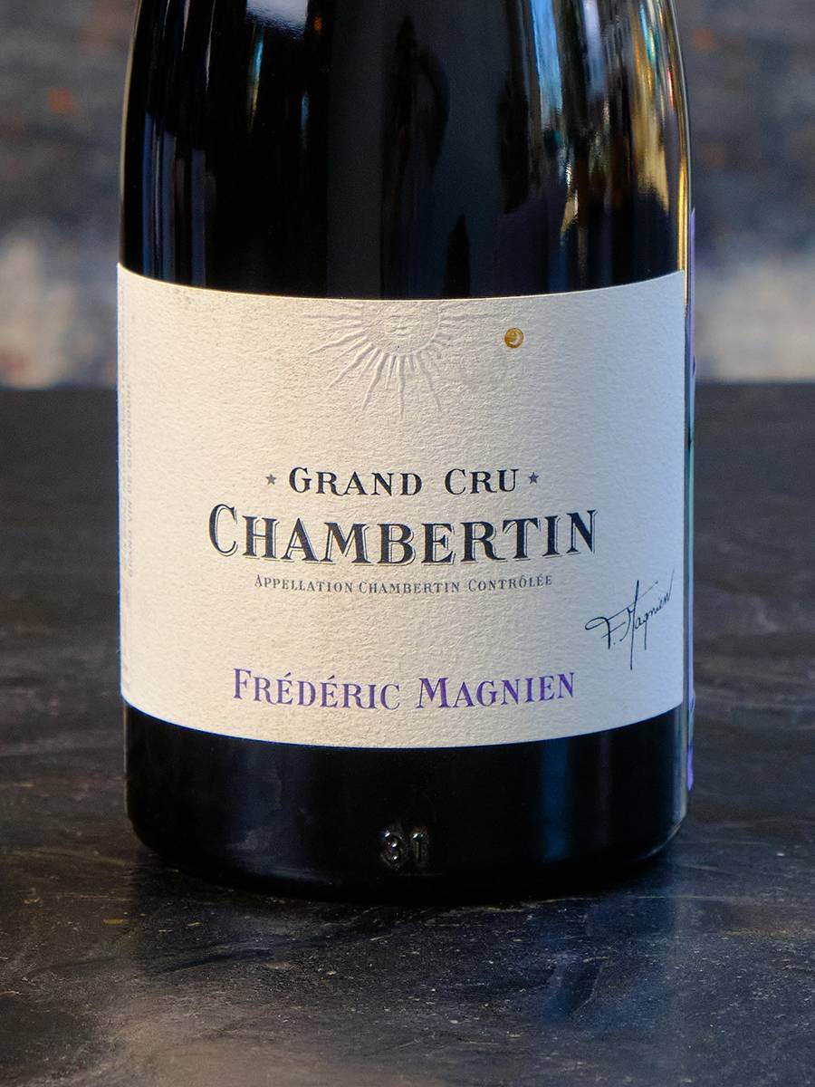 Вино Frederic Magnien Chambertin Grand Cru 2016 купить в винном ресторане Остерия - лучшая цена Вино Frederic Magnien Chambertin Grand Cru 2016 / Шамбертен Гран Крю Фредерик Маньен