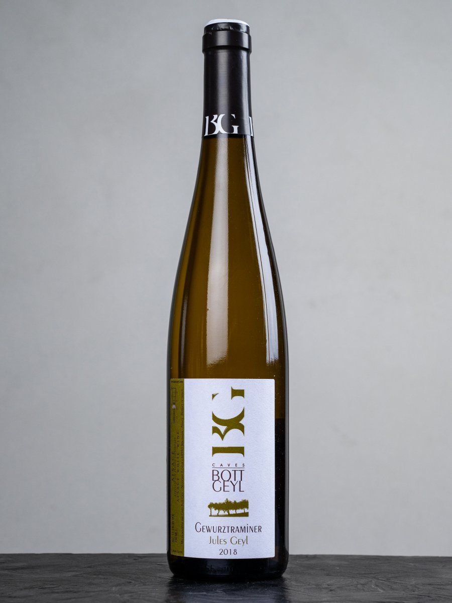 Вино Gewurztraminer Cuvee Jules Geyl Alsace купить в ресторане Остерия - лучшая цена Вино Gewurztraminer Cuvee Jules Geyl Alsace / Домен Ботт-Гейл Гевюрцтраминер Кюве Жюль Гейл