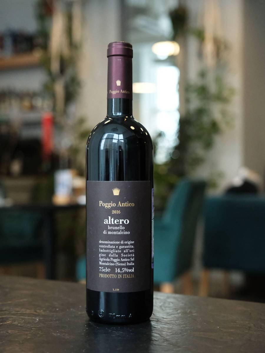 Вино Poggio Antico Altero Brunello di Montalcino Reserva 2016 купить в винном ресторане Остерия - лучшая цена Вино Poggio Antico Altero Brunello di Montalcino Reserva 2016 / Поджо Антико Альтеро Брунелло ди Монтальчино Резерва