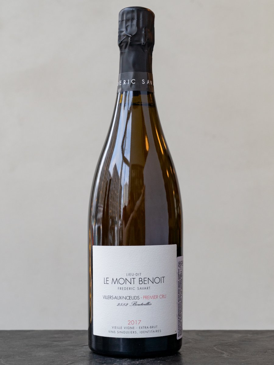 Шампанское Frederic Savart Le Mont Benoit Villers Aux Noeuds Premier Cru купить в ресторане Остерия - лучшая цена Шампанское Frederic Savart Le Mont Benoit Villers Aux Noeuds Premier Cru / Фредерик Савар Ле Мон Бенуа Виле о Нуо Премье Крю Шампань