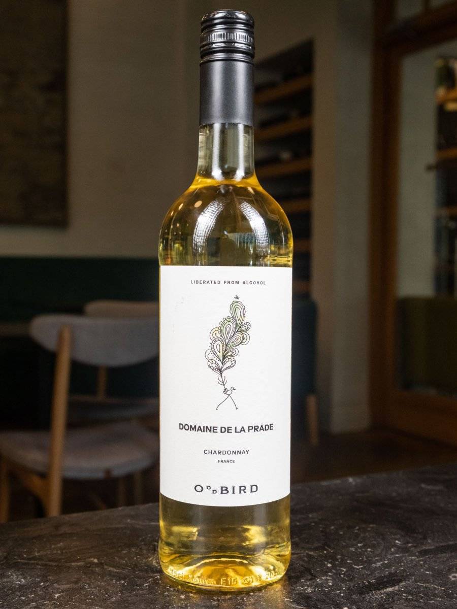 Вино Oddbird Domaine de la Prade Chardonnay No Alcohol купить в винном ресторане Остерия - лучшая цена Вино Oddbird Domaine de la Prade Chardonnay No Alcohol / Домен де ла Прад Шардоне безалкогольное