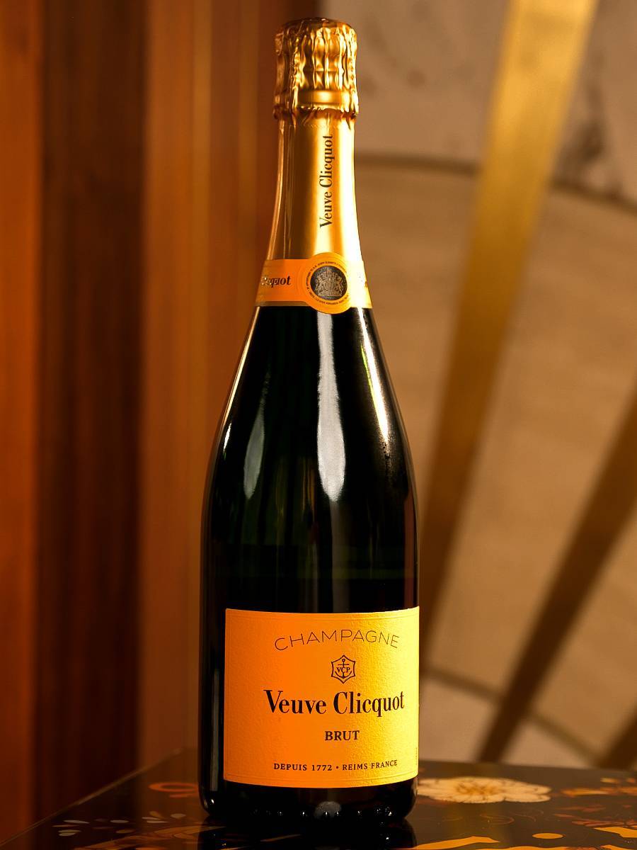Шампанское Veuve Clicquot Brut / Вдова Клико