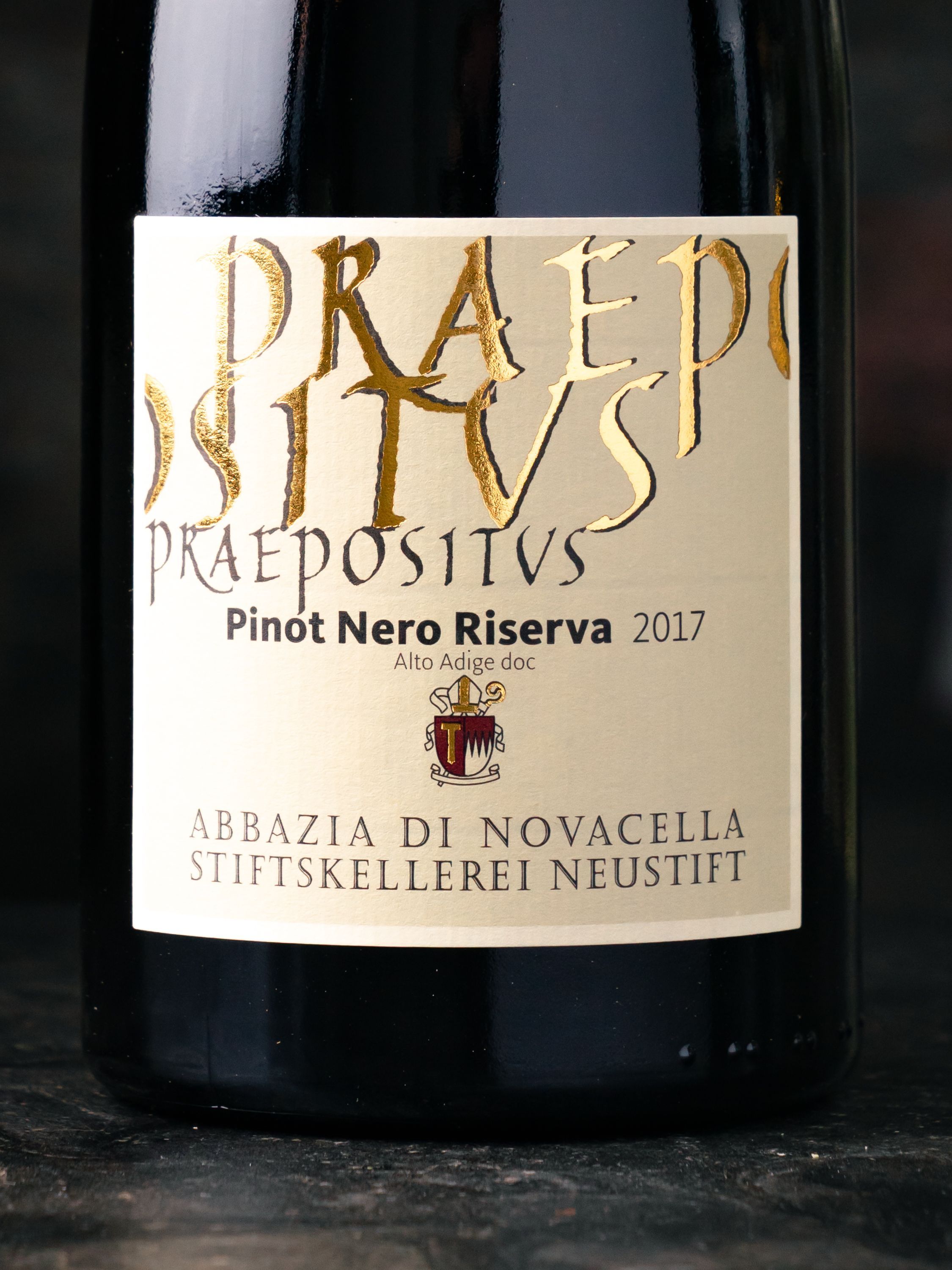 Вино Abbazia di Novacella Praepositus Pinot Nero Riserva купить в ресторане Остерия - лучшая цена Вино Abbazia di Novacella Praepositus Pinot Nero Riserva / Праэпозитус Пино Неро Ризерва